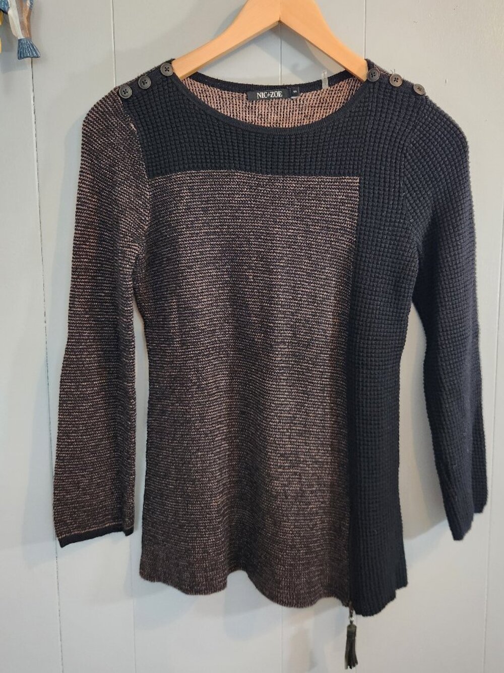 Nic + Zoe mixed media button shoulder thermal sweater top shirt